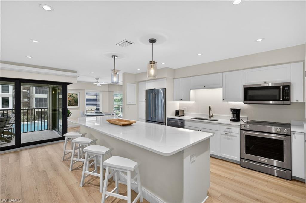 KINGS CROWN - Residential