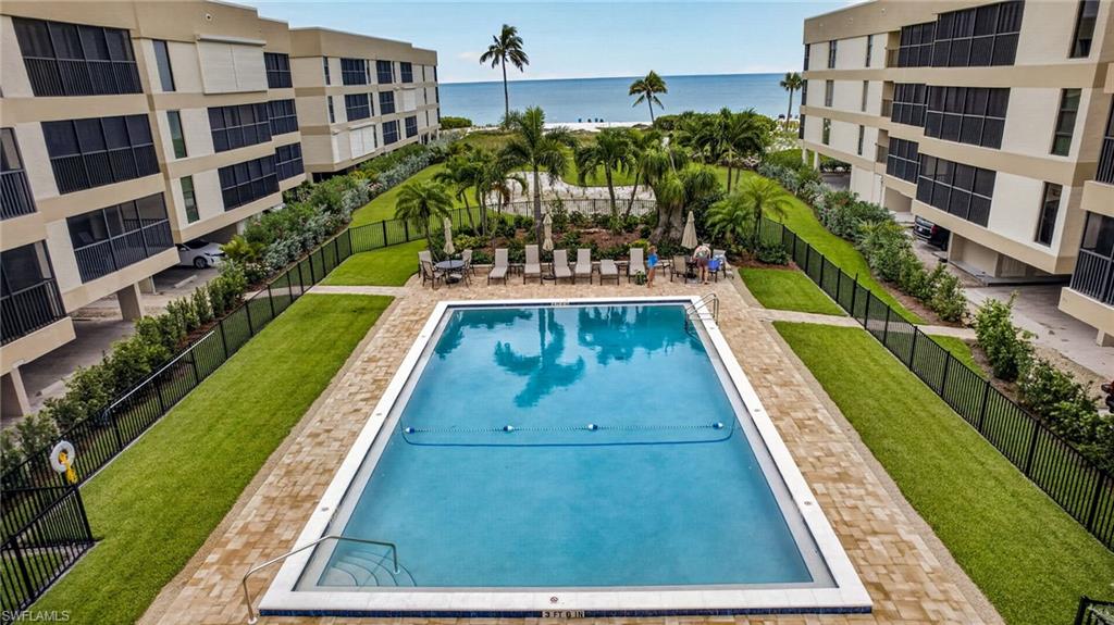 KINGS CROWN - Residential
