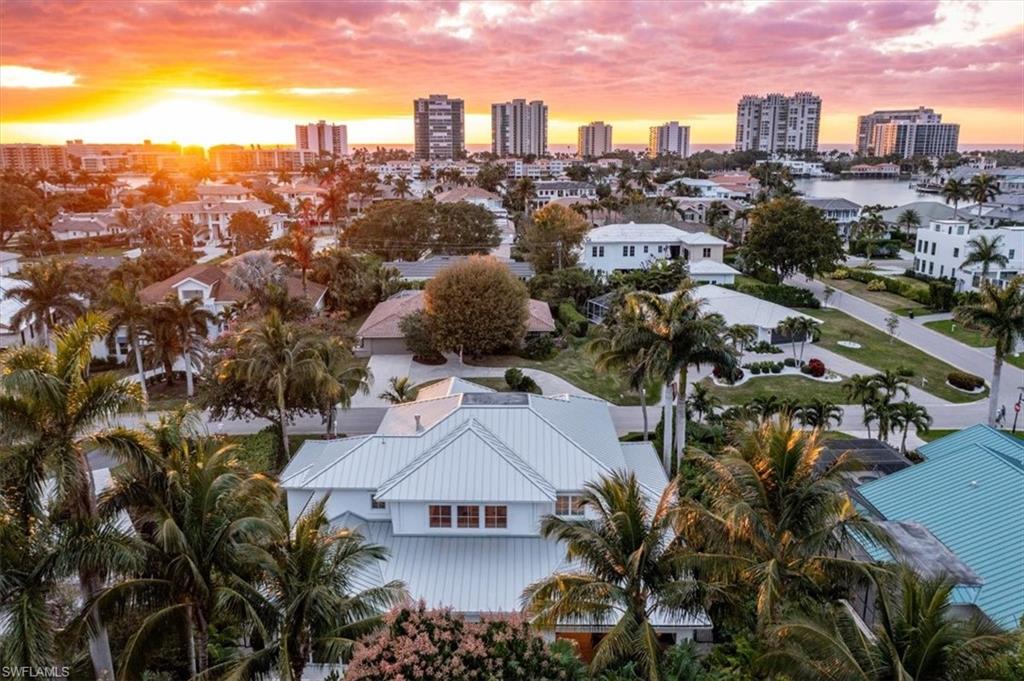 PARK SHORE - Residential