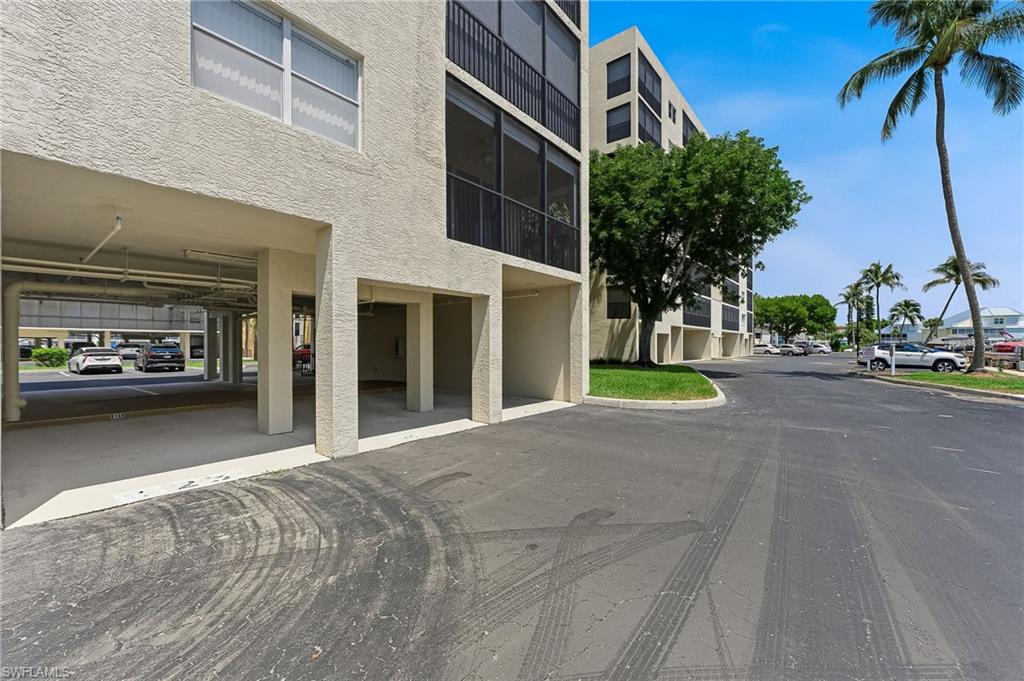 HIBISCUS POINTE - Residential