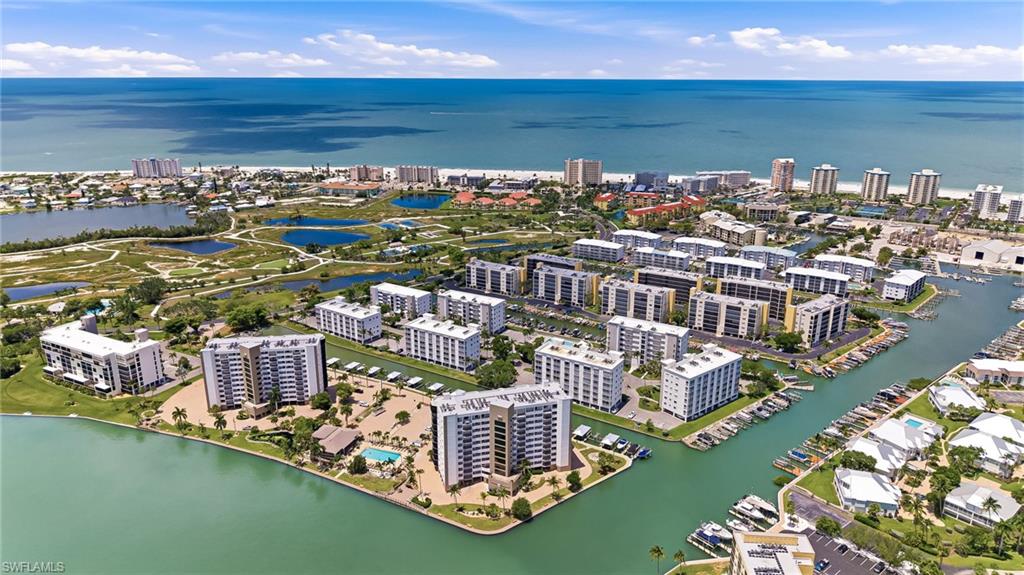 HIBISCUS POINTE - Residential