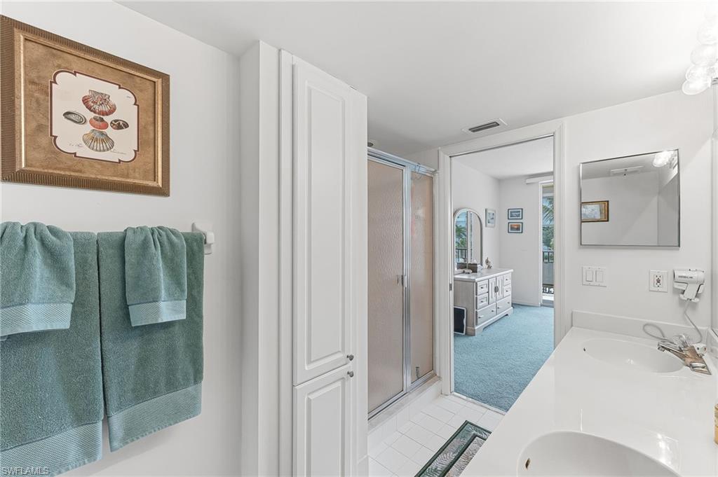 HIBISCUS POINTE - Residential