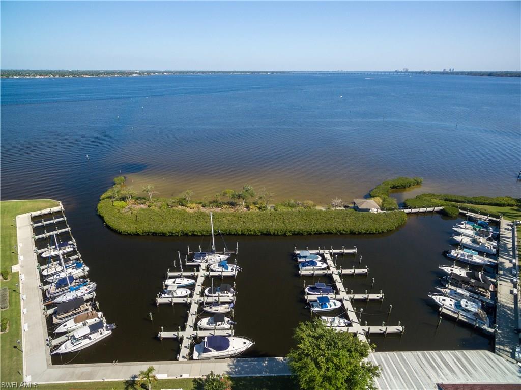 CALOOSA YACHT & RACQUET CLUB - Residential