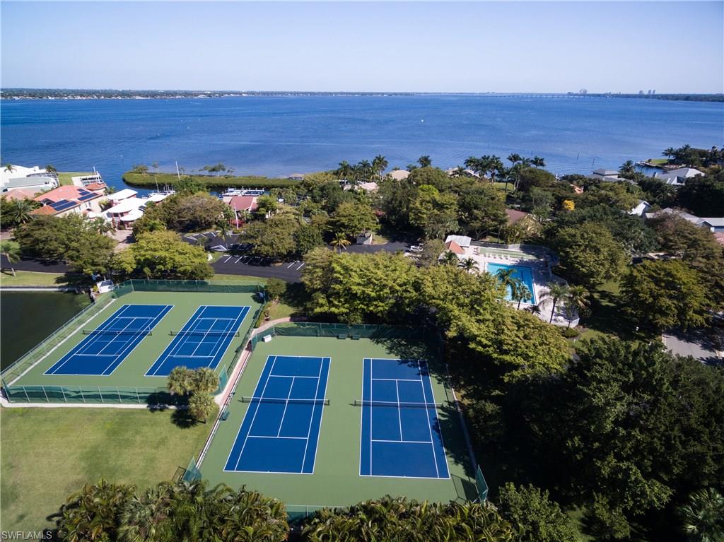 CALOOSA YACHT & RACQUET CLUB - Residential