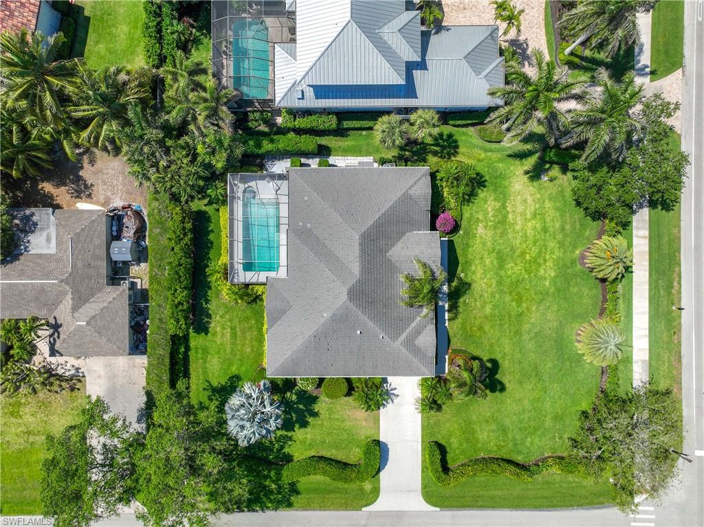 MOORINGS - Residential