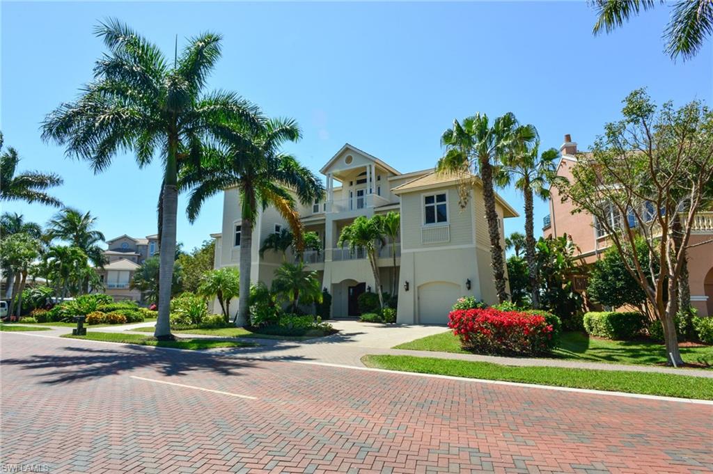 BAREFOOT BEACH - Residential