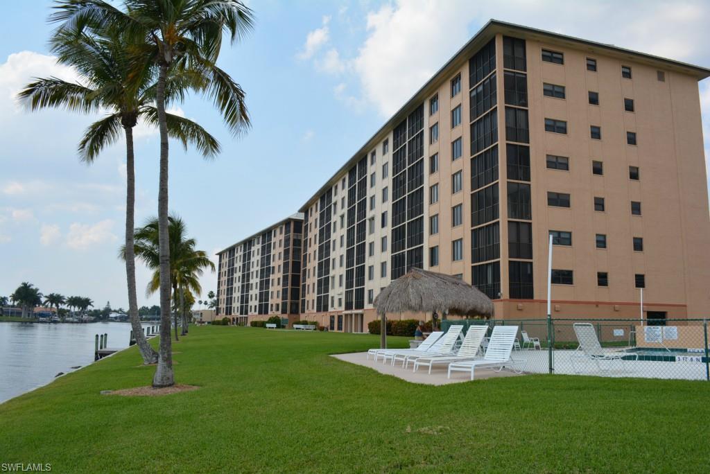RIVER TOWERS CONDO - Residential