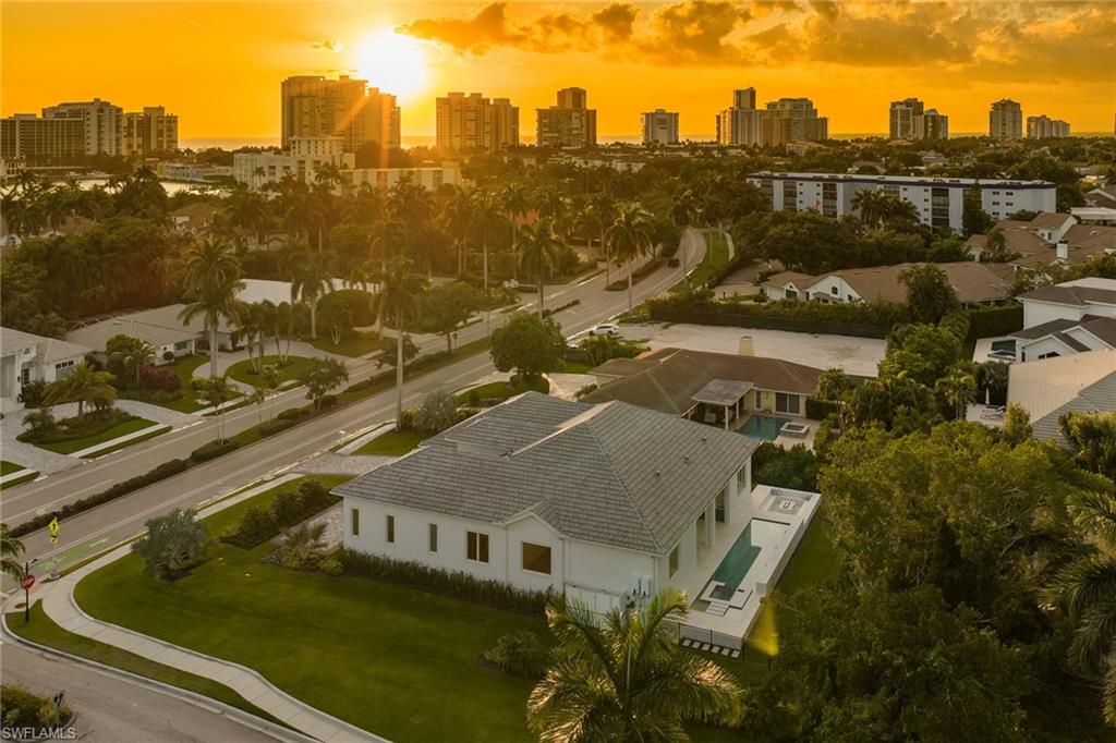 PARK SHORE - Residential