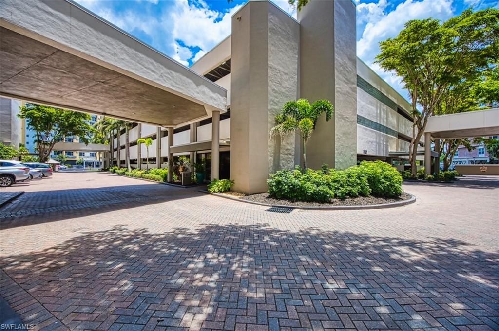POINTE ROYALE - Residential