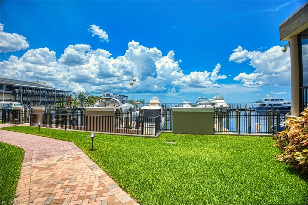 POINTE ROYALE - Residential
