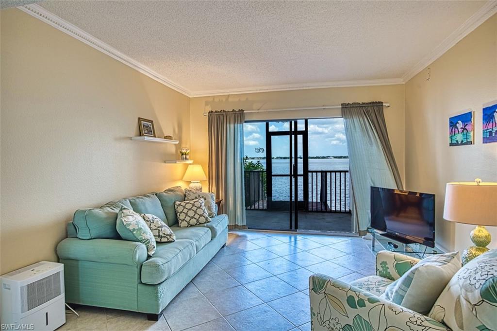 POINTE ROYALE - Residential