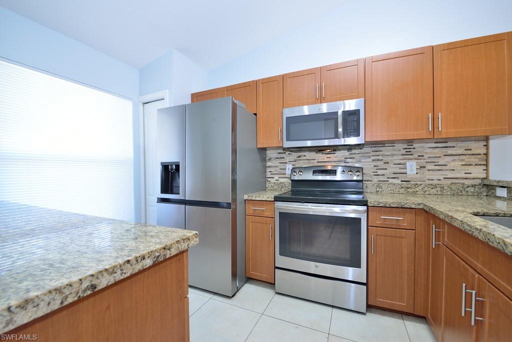 FAIRWAYS - Residential Lease