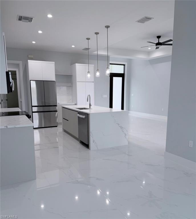 GOLDEN GATE ESTATES - Residential