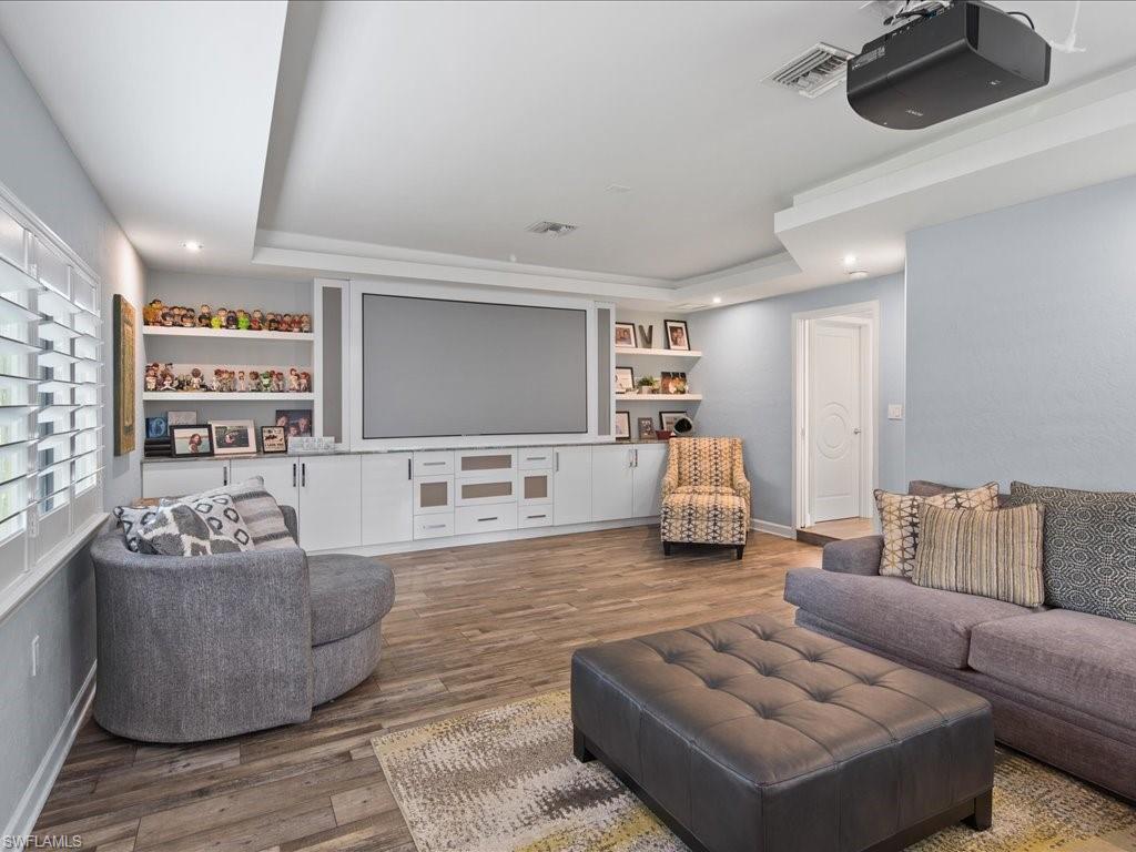 LOGAN WOODS - Residential