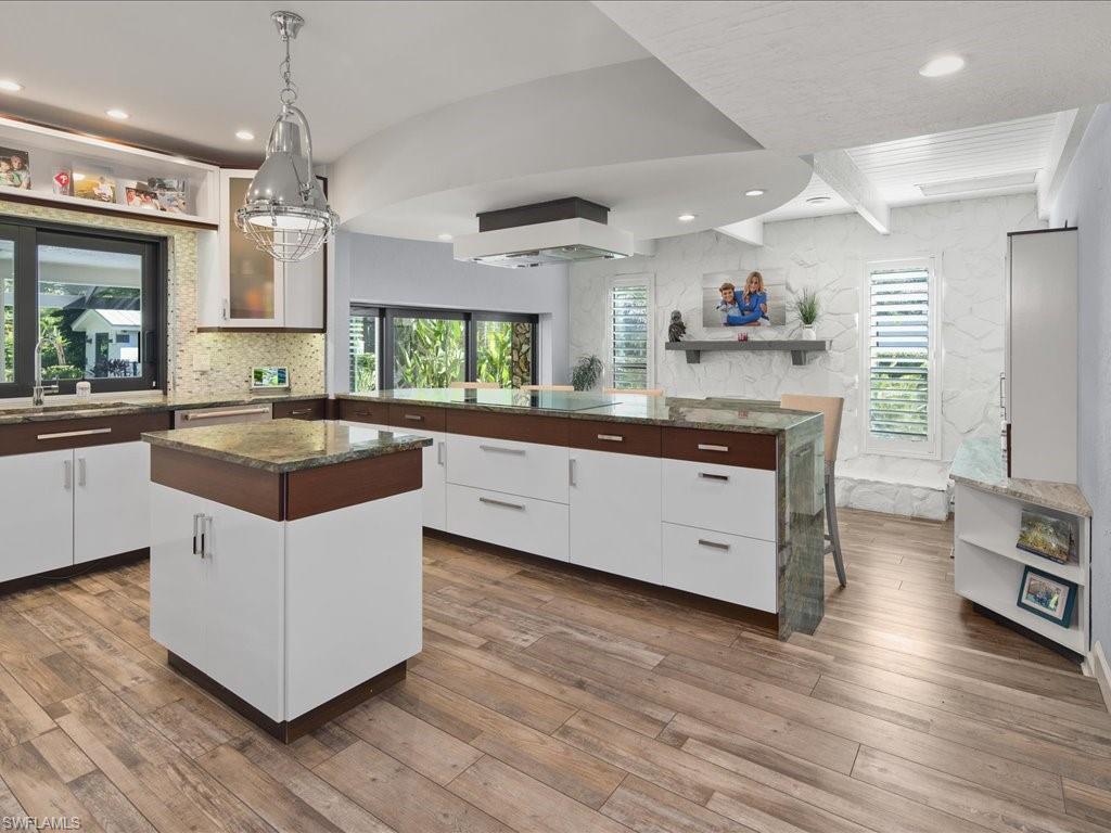 LOGAN WOODS - Residential