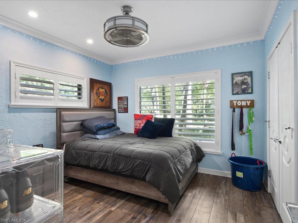 LOGAN WOODS - Residential