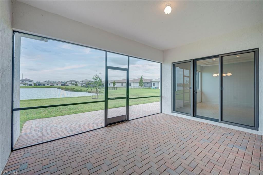 MAPLE RIDGE - Residential