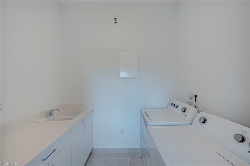 MAPLE RIDGE - Residential