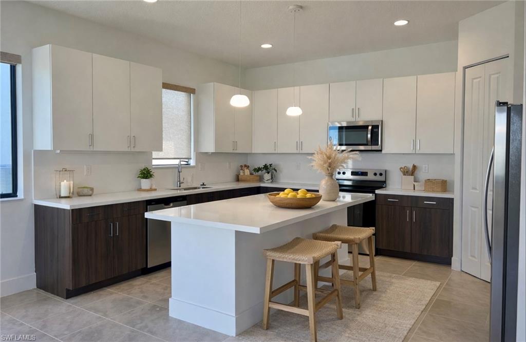 MAPLE RIDGE - Residential