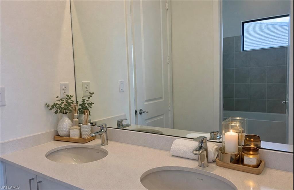 MAPLE RIDGE - Residential