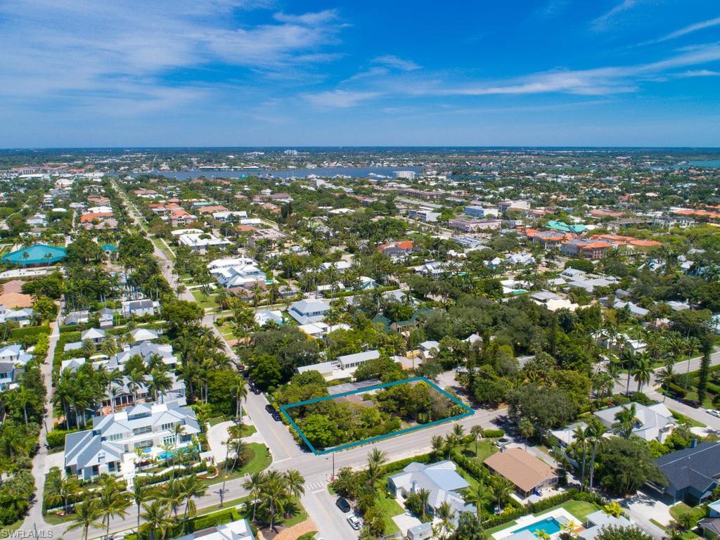 OLDE NAPLES - Residential