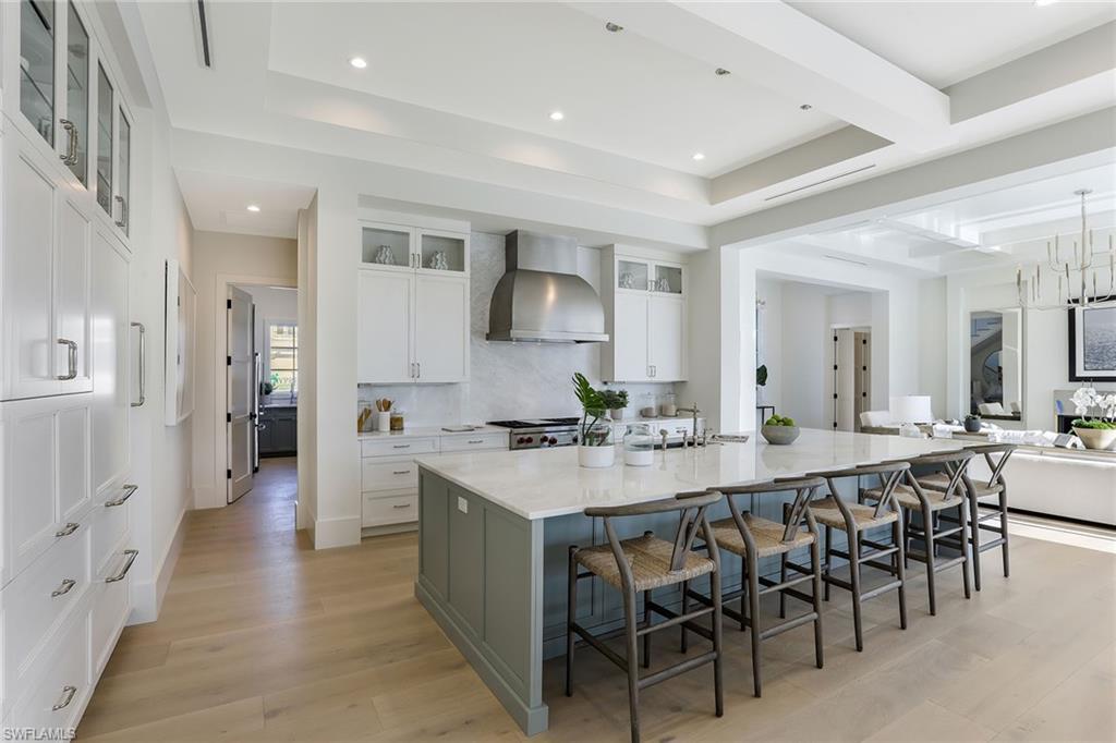 MARCO BEACH - Residential