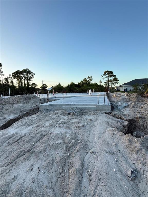 LEHIGH ACRES - Land