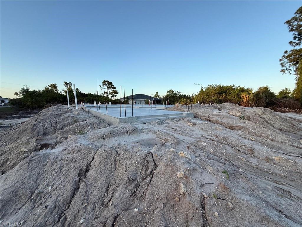 LEHIGH ACRES - Land