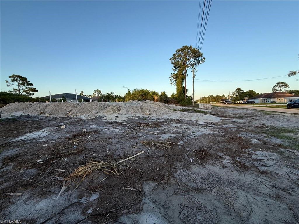 LEHIGH ACRES - Land