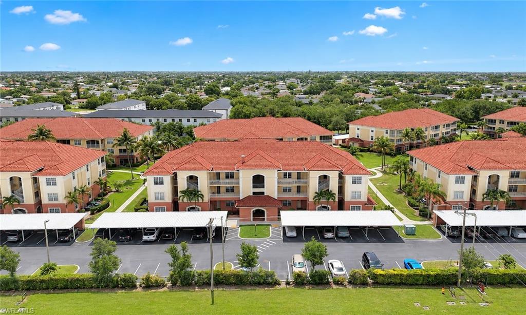 VAN LOON COMMONS - Residential