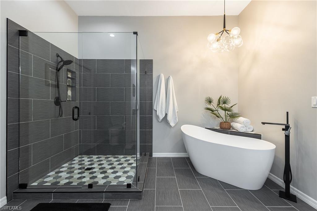 CYPRESS LAKE COUNTRY CLUB - Residential