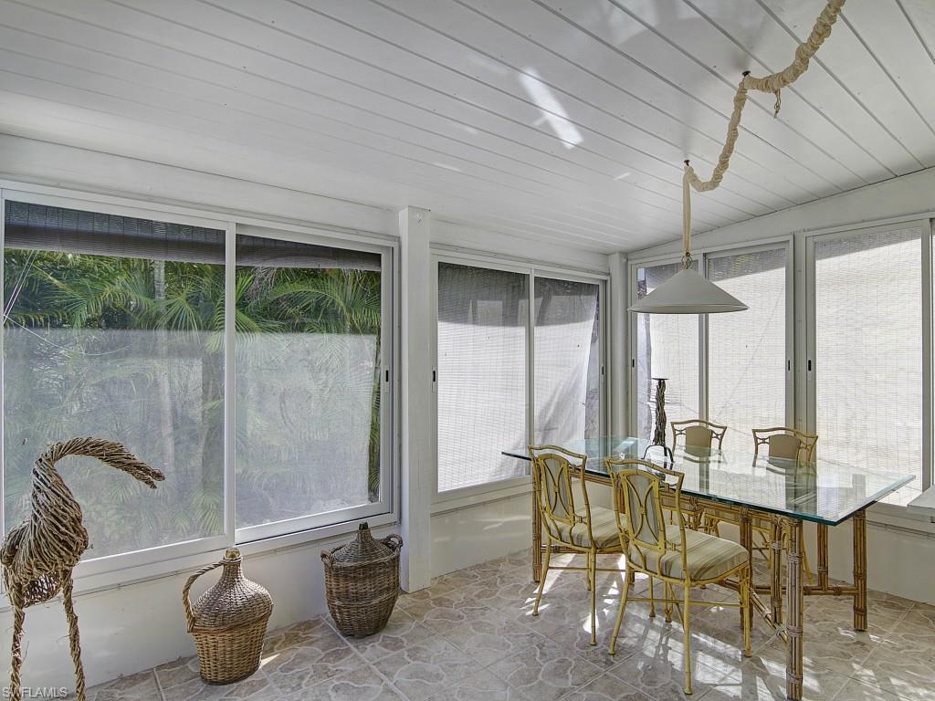 SANIBEL SHORES - Residential