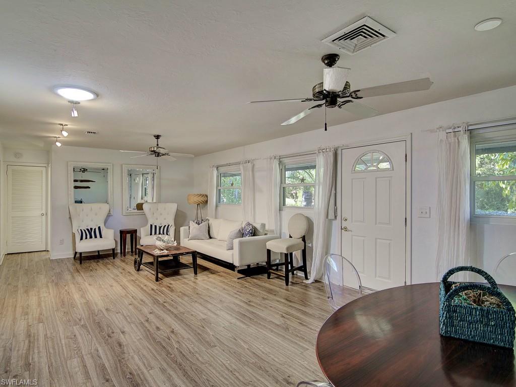 SANIBEL SHORES - Residential