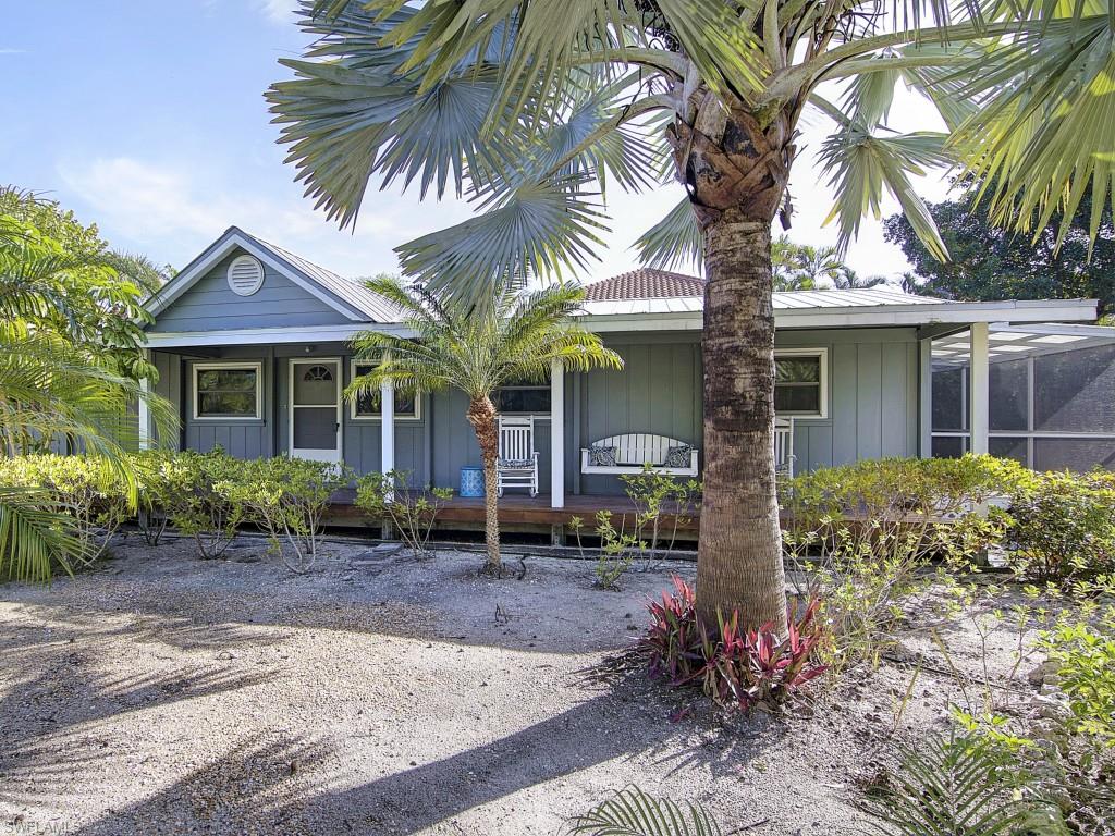 -Dreamy beach cottage with 3 bedrooms and 3 baths on oversized private lot - very close to beach access. Wonderful tropical gardens, room for a pool or swim in the Gulf of Mexico - What could be better! Live the Island Lifestyle!