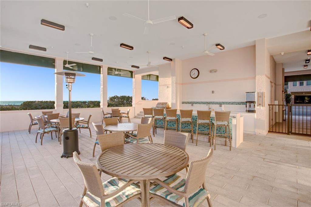 BAREFOOT BEACH CLUB - Residential