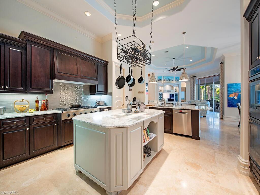 ESTATES AT GREY OAKS - Residential