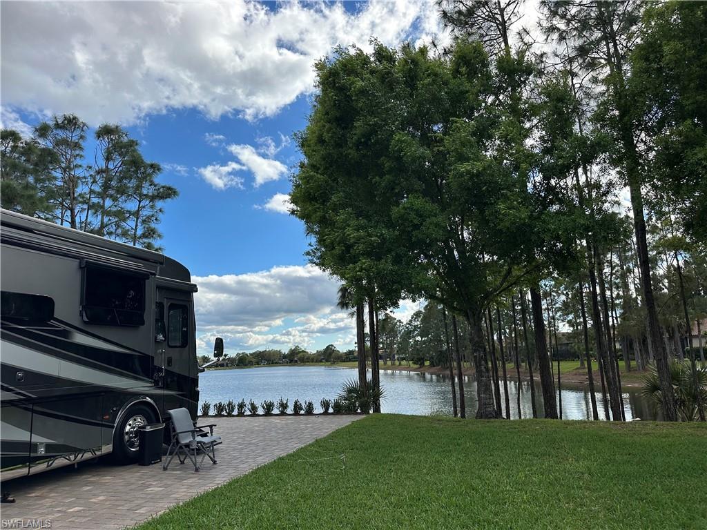GOLDEN PALMS LUXURY MOTORCOACH RESORT - Land