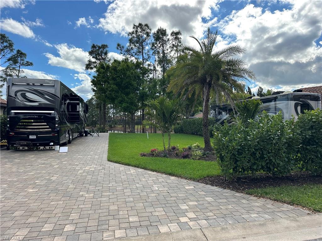 GOLDEN PALMS LUXURY MOTORCOACH RESORT - Land