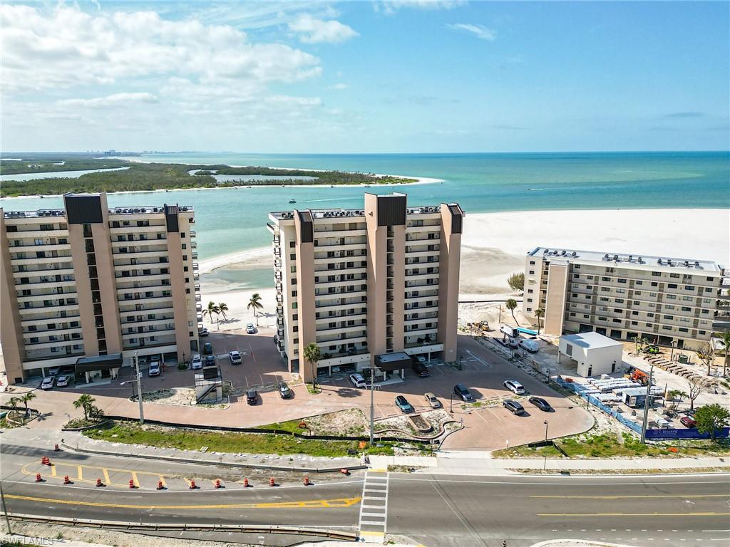 ISLANDS END CONDO - Residential