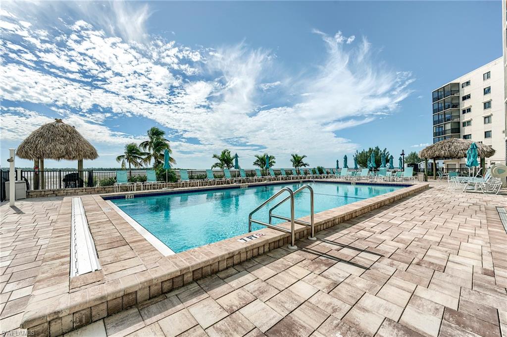 ISLANDS END CONDO - Residential
