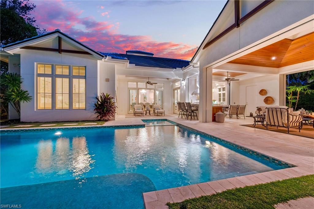 MOORINGS - Residential
