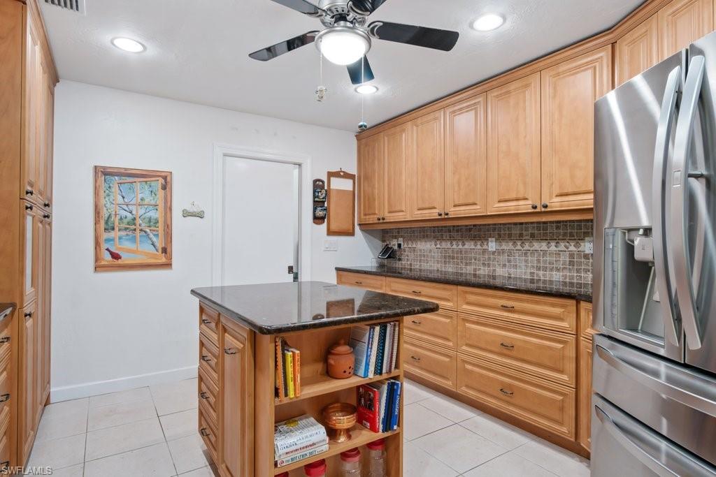 WILLOUGHBY ACRES - Residential
