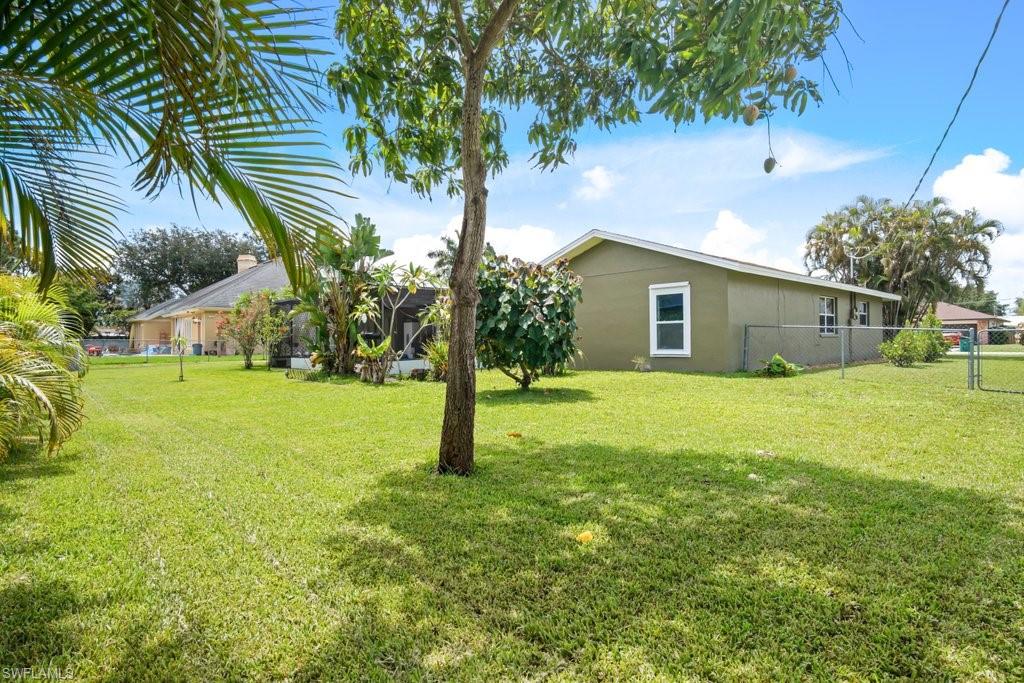 WILLOUGHBY ACRES - Residential