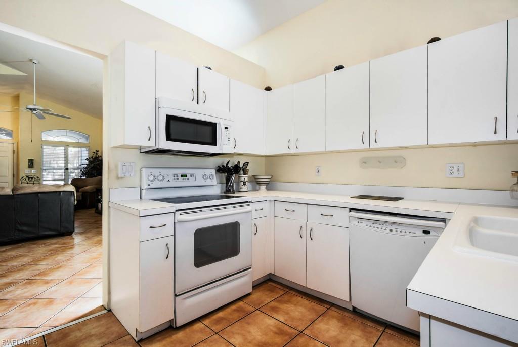 WILLIAMSBURG AT THE COLONY - Residential