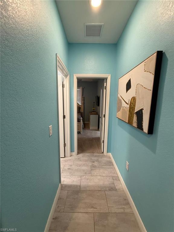 HAMPTON PARK - Residential Lease