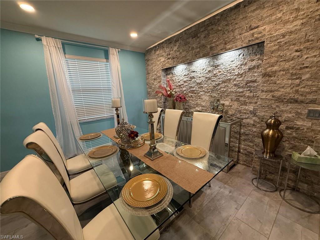HAMPTON PARK - Residential Lease