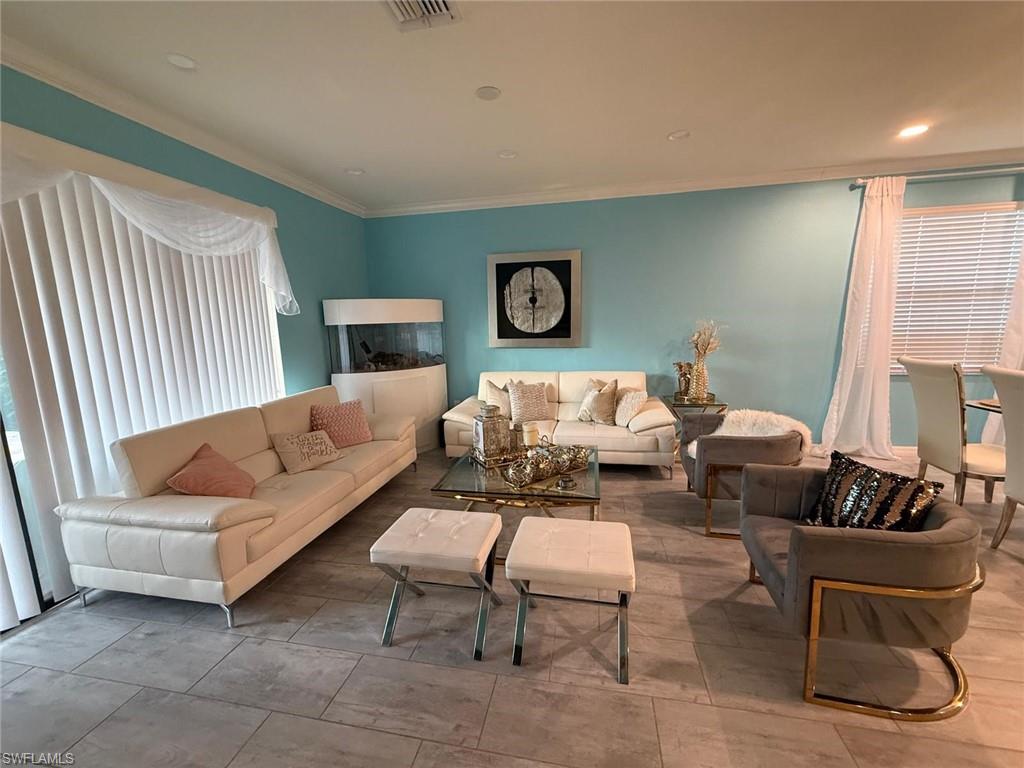 HAMPTON PARK - Residential Lease