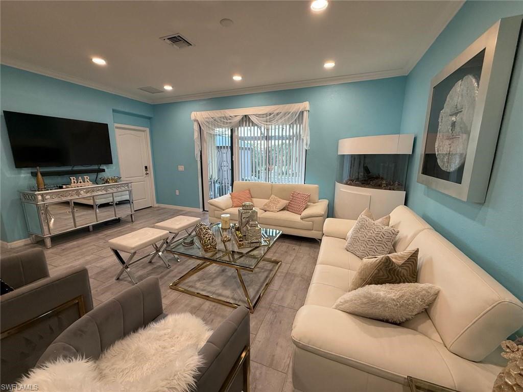 HAMPTON PARK - Residential Lease