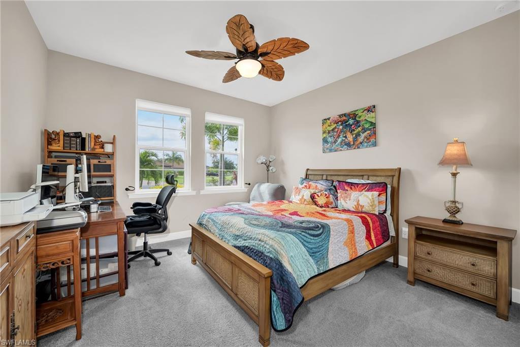 VALENCIA LAKES - Residential
