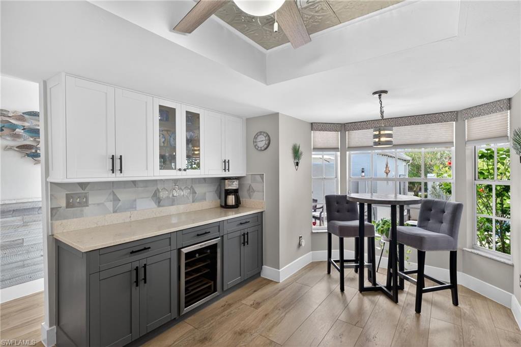 VILLAGE OF INDIAN CREEK - Residential